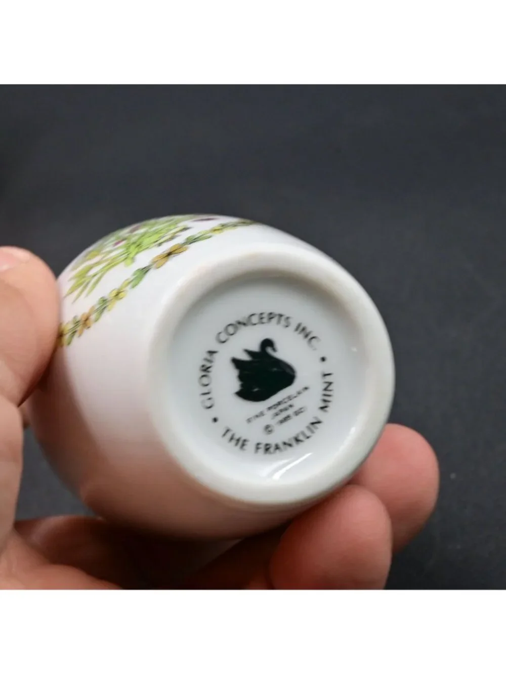 Franklin Mint Gloria Vanderbilt Curry Spice Jar Vintage 1985 Porcelain